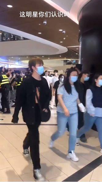 成毅爆料最新动态视频在线观看,独家视频带你领略明星魅力 第3张 成毅爆料最新动态视频在线观看,独家视频带你领略明星魅力 第3张